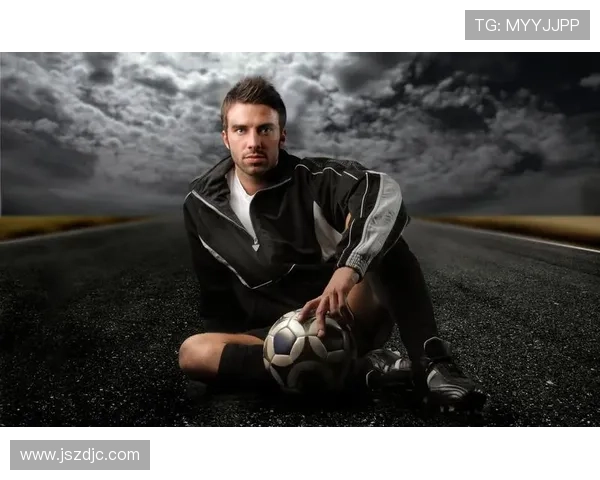 创意足球明星壁纸展现球场魅力与个性风采的完美结合 创意足球明星壁纸展现球场魅力与个性风采的完美结合