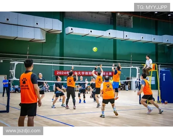 北京排球队的包夹战术解析与深度剖析排球比赛中的战术运用 北京排球队的包夹战术解析与深度剖析排球比赛中的战术运用