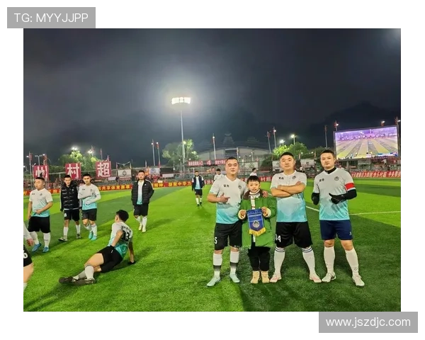 榕江足球明星的崛起与成就探秘,谁是这座城市的骄傲代表 榕江足球明星的崛起与成就探秘,谁是这座城市的骄傲代表