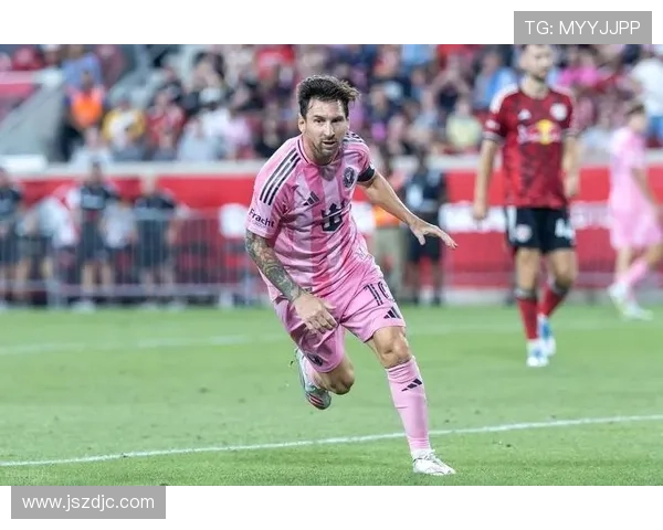 西班牙足球明星的辉煌历程与传奇瞬间回顾 西班牙足球明星的辉煌历程与传奇瞬间回顾